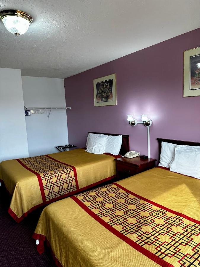 Attica Inn ภายนอก รูปภาพ
